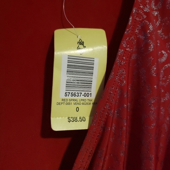 TORRID RED AND SILVER SLEEVELESS TOP WITH RUFFLE FRONT - Picture 4 of 4